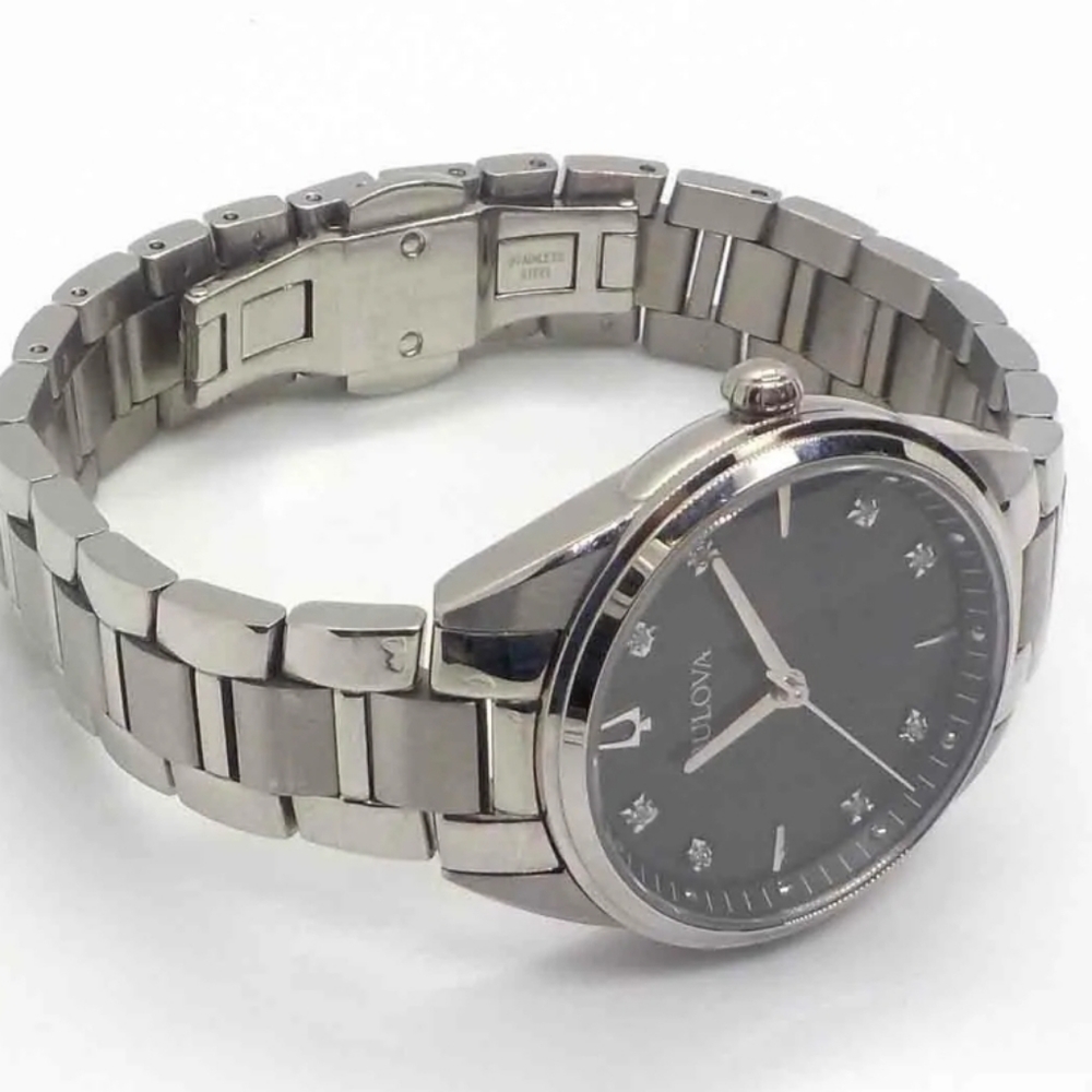 ***NEW*** Bulova Classic Sutton Quartz Diamond Ladies Watch - Picture 10 of 16